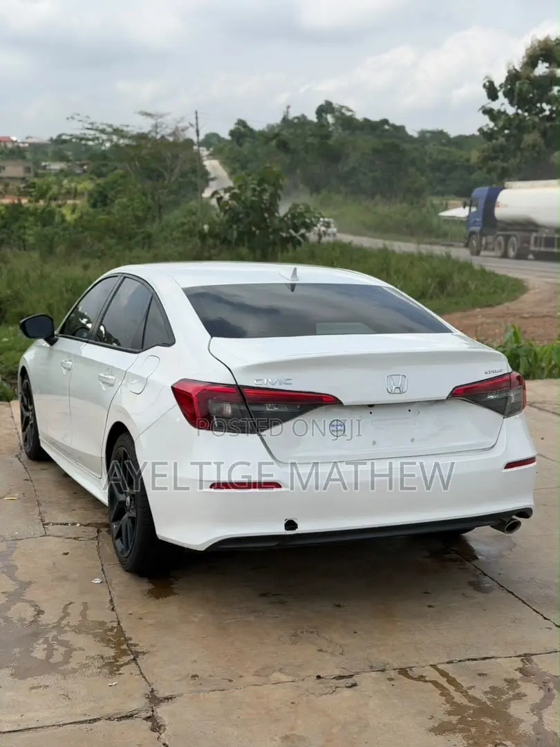 Honda Civic Sport CVT 2024 White