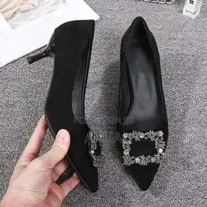 Women’s Black Pointed-Toe High Heel Pumps in a Box