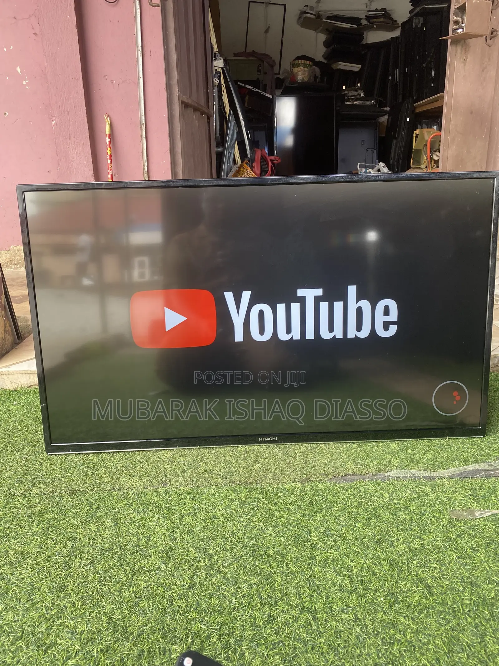 Hitachi 43” Smart TV