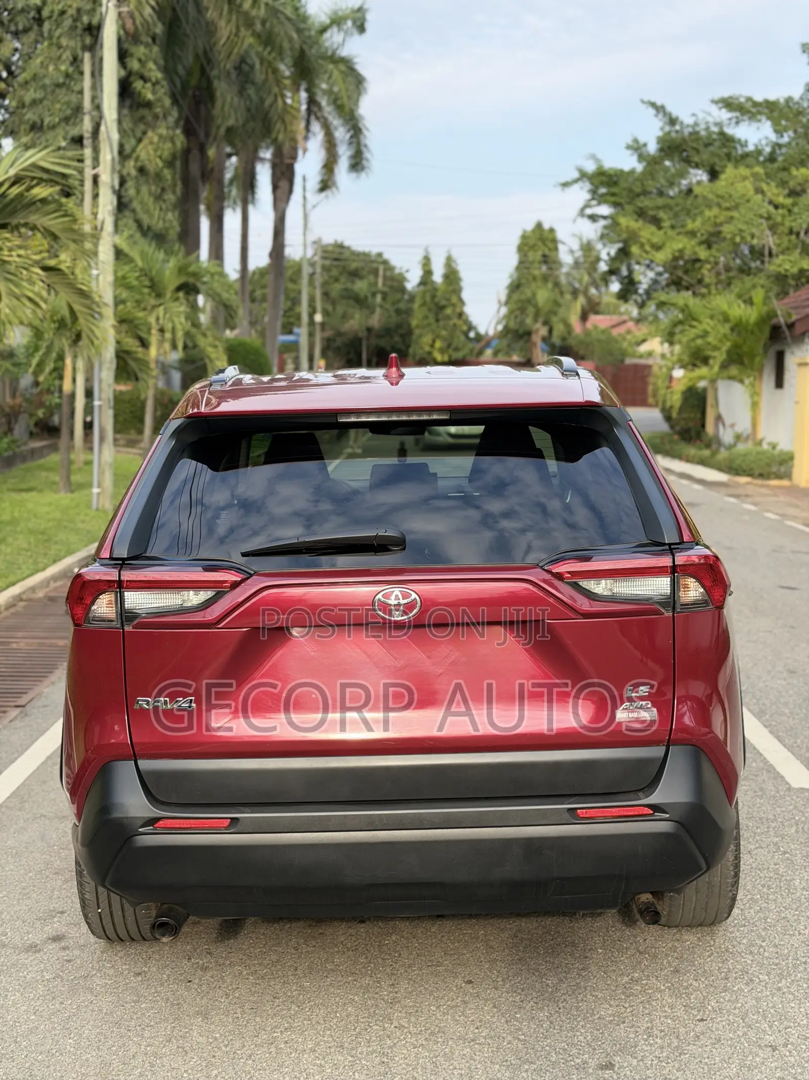 Toyota RAV4 LE AWD 2019 Red