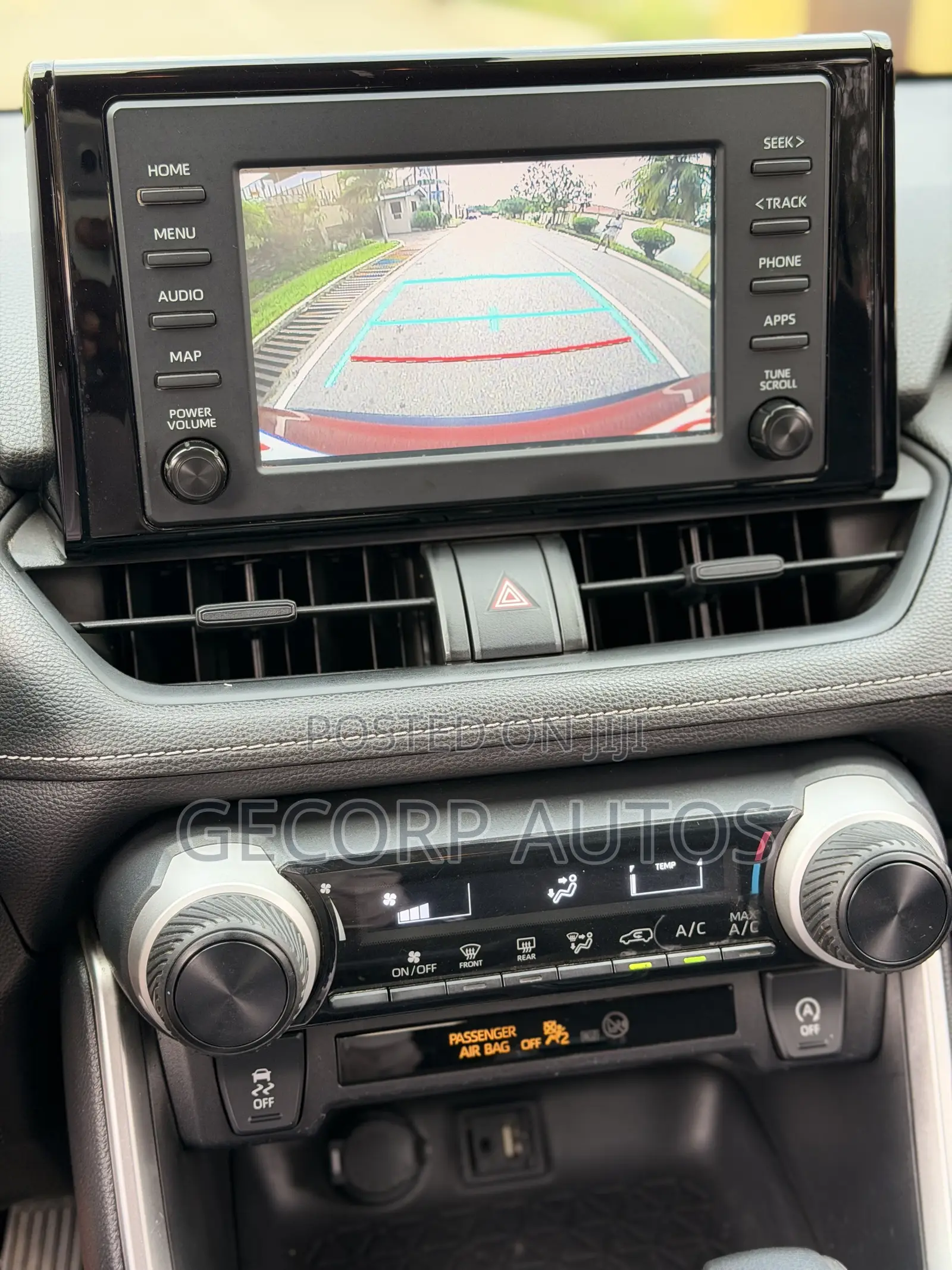 Toyota RAV4 LE AWD 2019 Red
