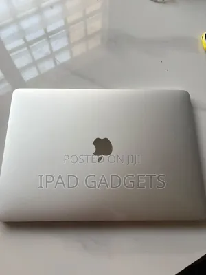 Laptop Apple MacBook Pro 2019 16GB Intel Core i7 HDD 256GB