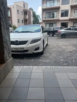 Toyota Corolla 2010 White