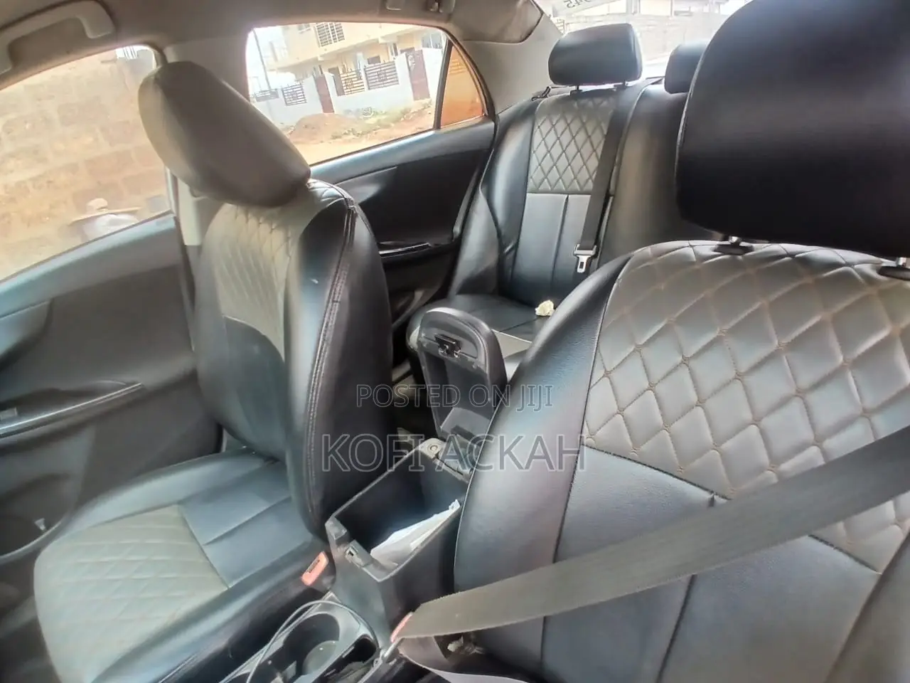 Toyota Corolla 2010 White