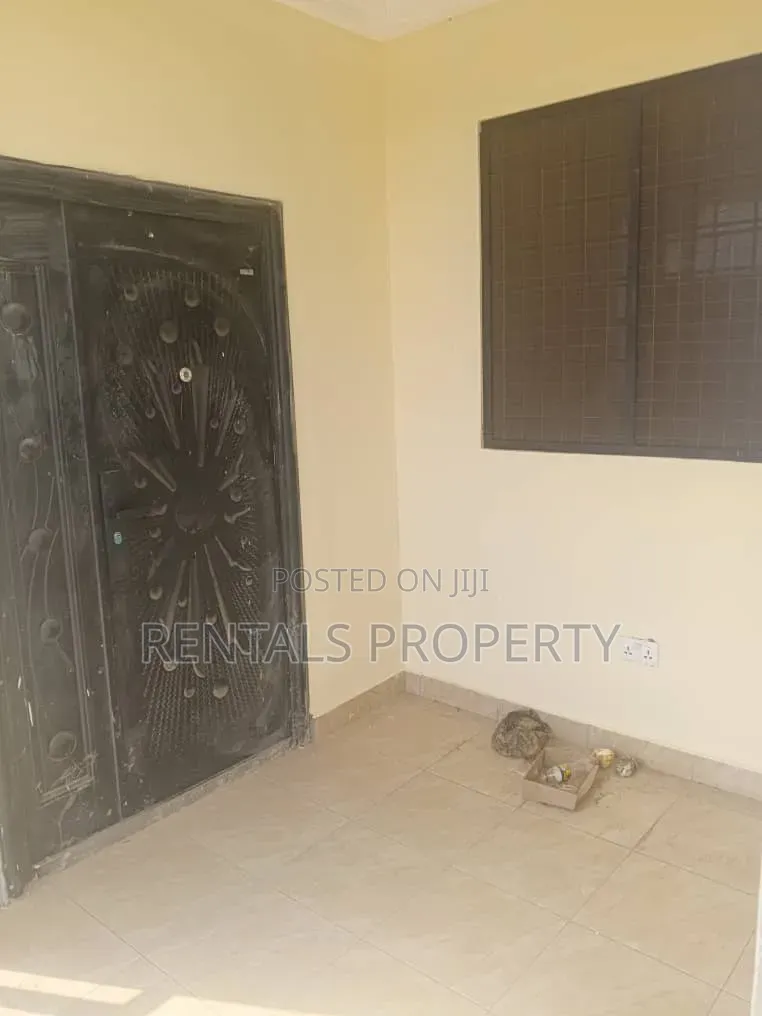 Furnished 1bdrm Block of Flats in Danfa for rent