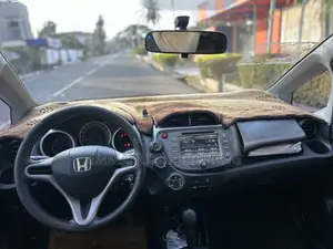 Honda Fit 5D Sport 2013 Gray