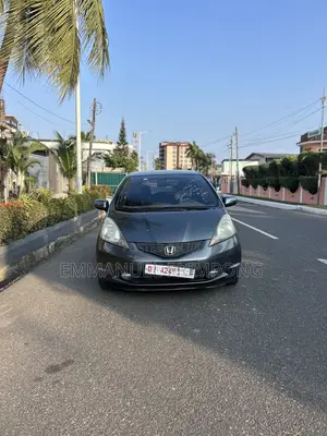 Honda Fit 5D Sport 2013 Gray