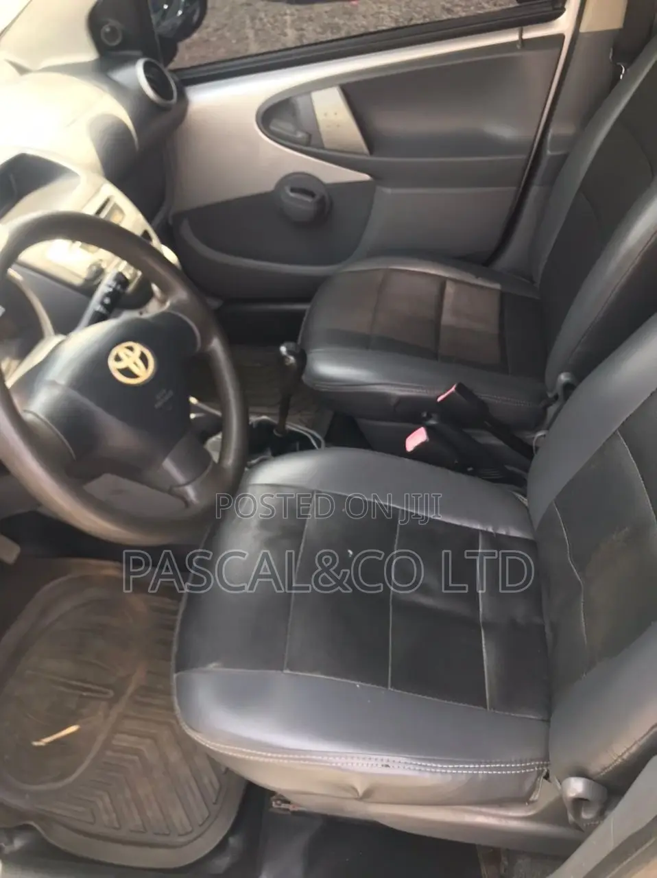 Toyota Aygo 1.0 5-Door 2010 Silver