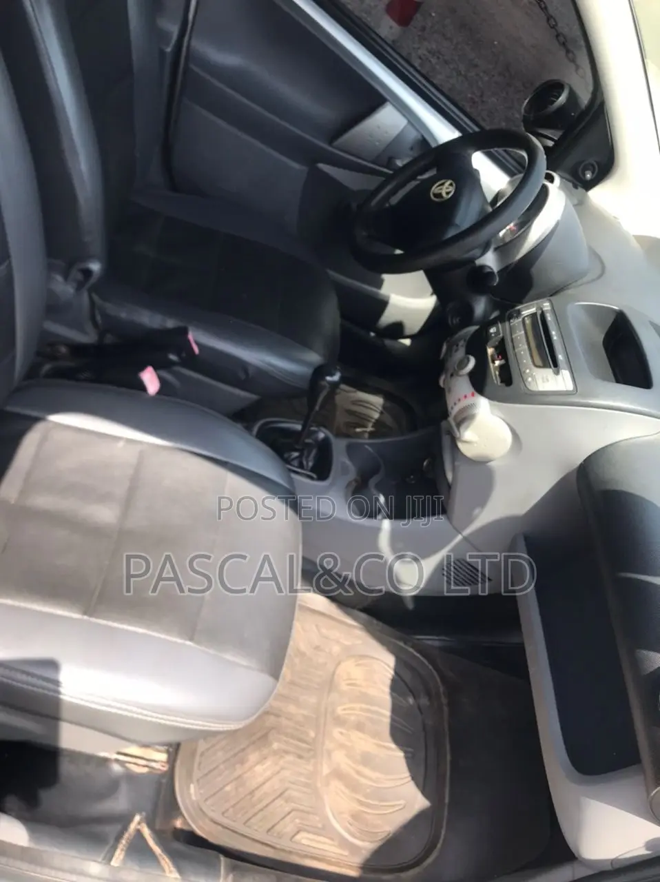 Toyota Aygo 1.0 5-Door 2010 Silver