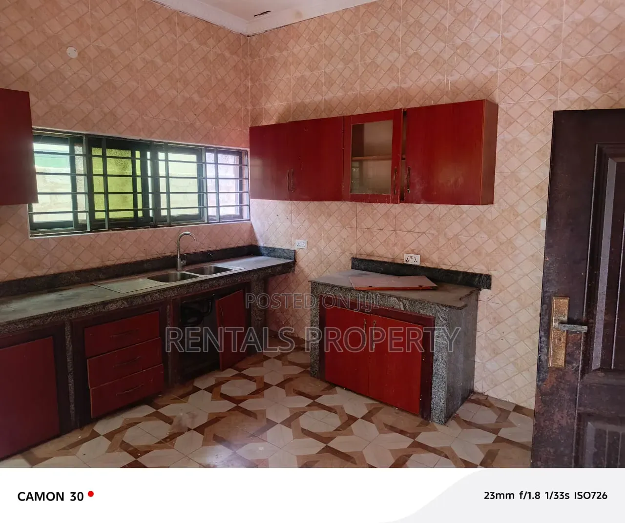 4bdrm Duplex in Oyarifa Mall Area for rent