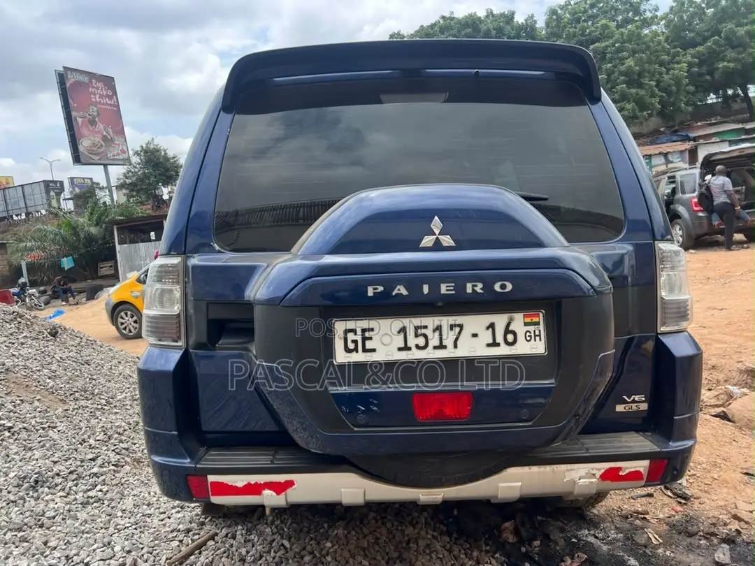 Mitsubishi Pajero V80 3.5 V6 GL/GLS 2016 Blue
