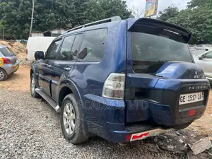 Mitsubishi Pajero V80 3.5 V6 GL/GLS 2016 Blue