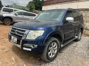 Mitsubishi Pajero V80 3.5 V6 GL/GLS 2016 Blue