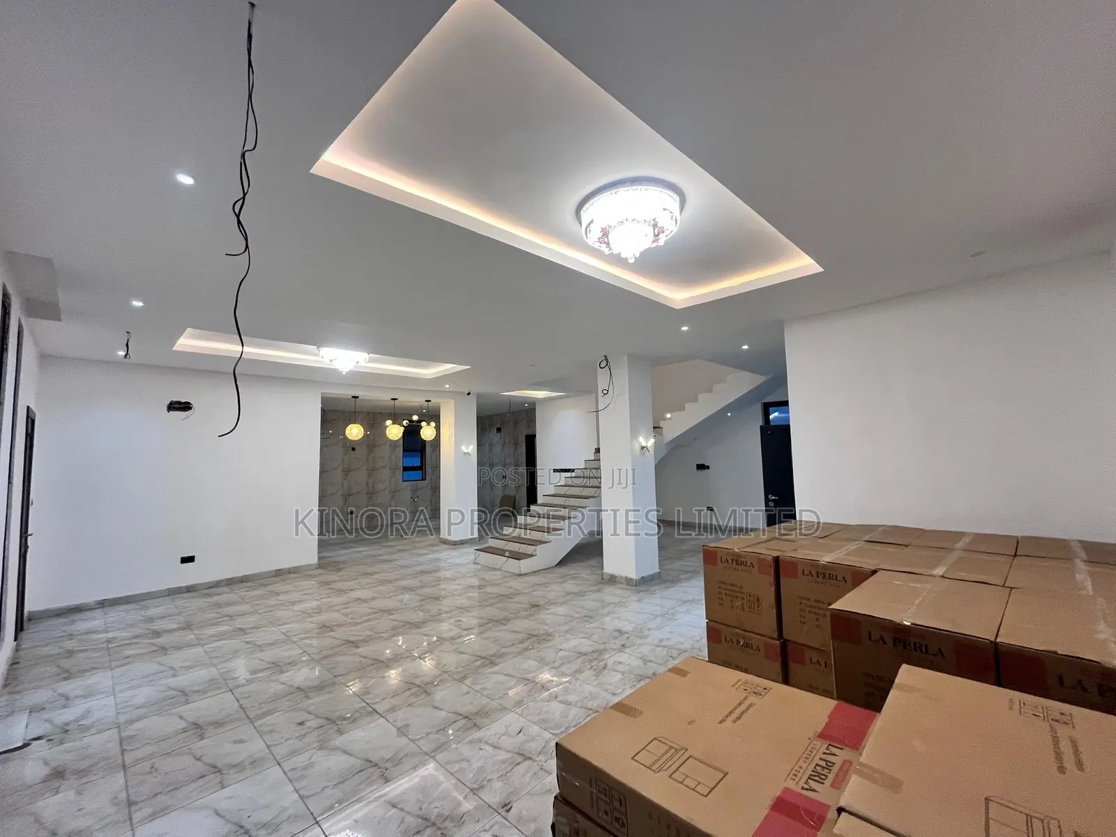 4bdrm Duplex in Anc Area, East Legon for sale
