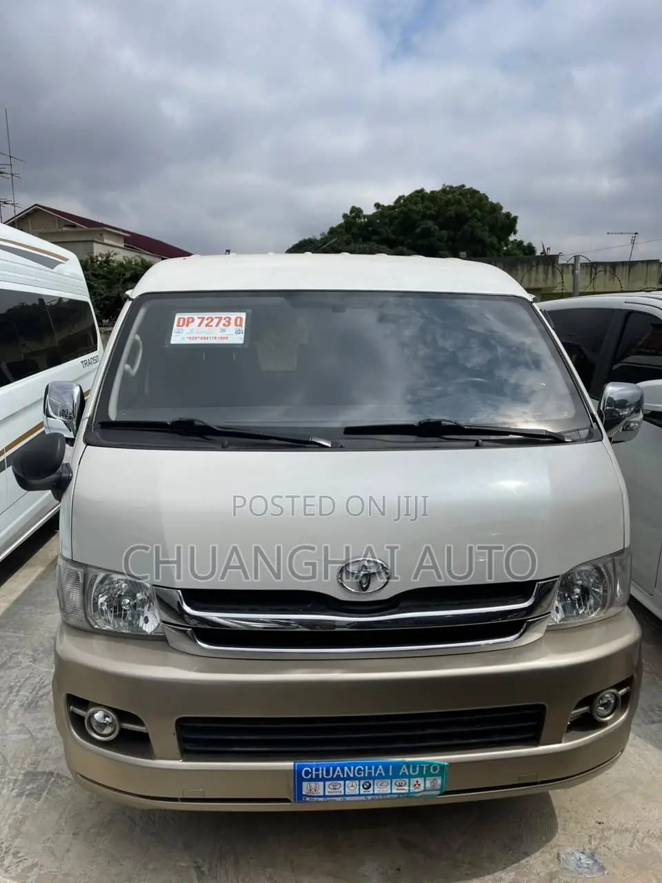 Toyota HiAce 2017
