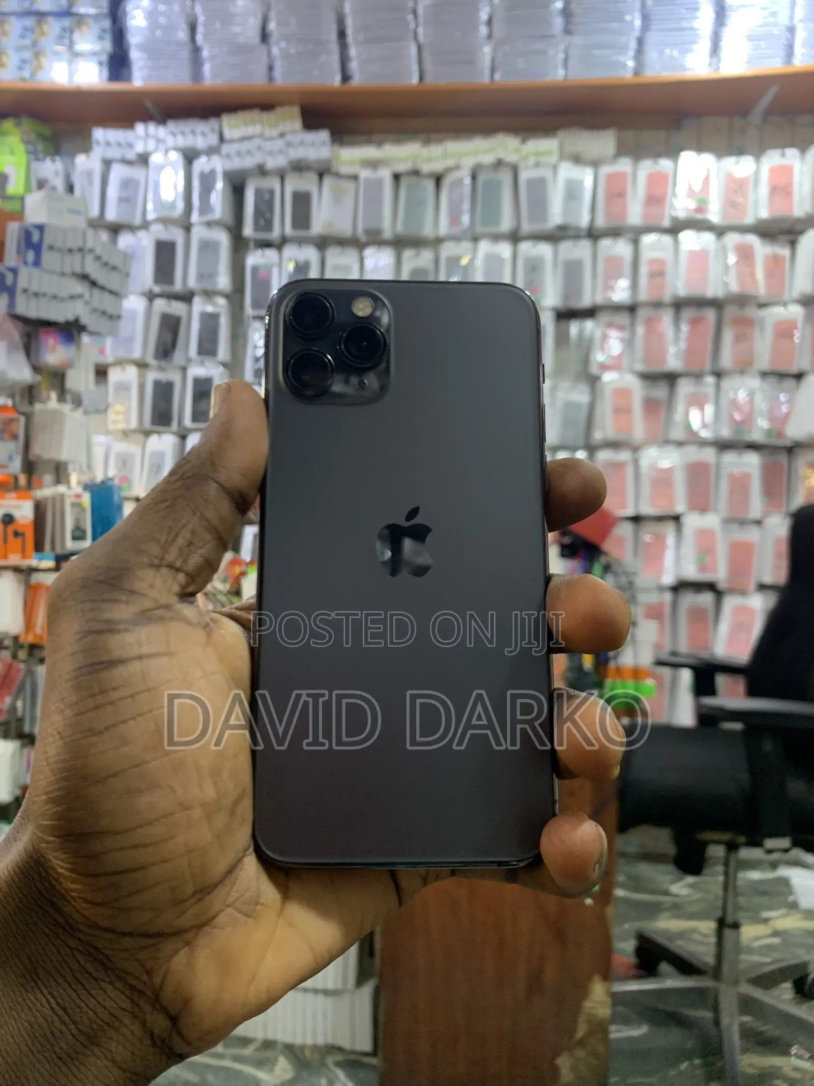 Apple iPhone 11 Pro 64 GB Gray