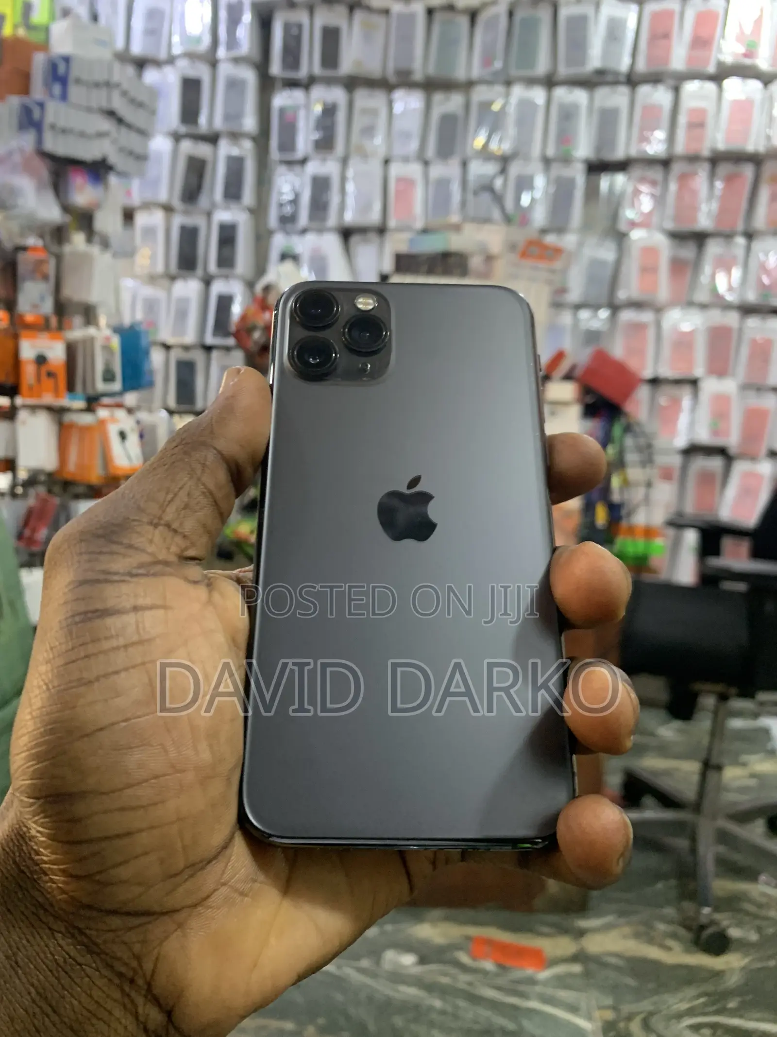 Apple iPhone 11 Pro 64 GB Gray
