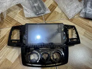 Toyota Hilux 2005 to 2014 Android Screen Available