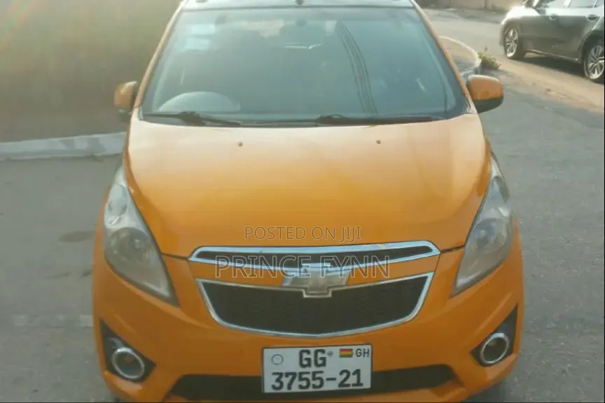 Chevrolet Spark 2012 Orange