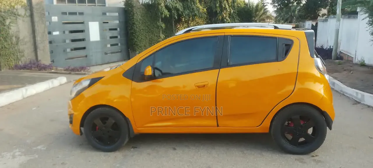 Chevrolet Spark 2012 Orange