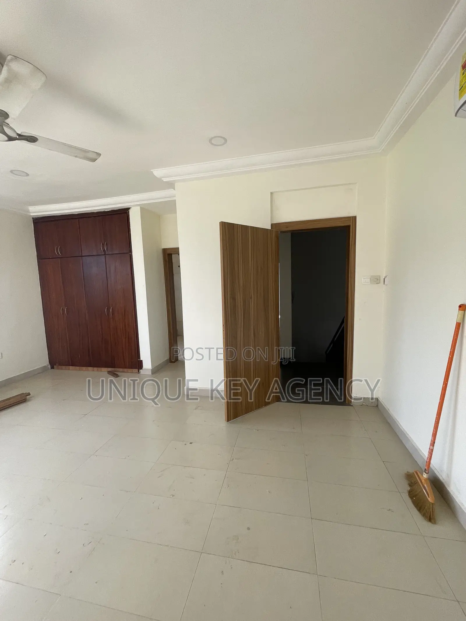 4bdrm House in Unique Key Agency, Abelemkpe for rent