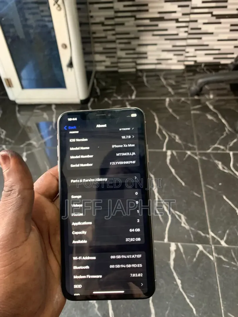 Apple iPhone XS Max 64 GB White