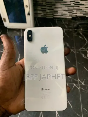 Apple iPhone XS Max 64 GB White