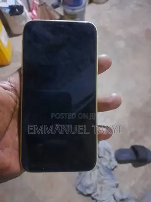 Apple iPhone 11 128 GB Yellow