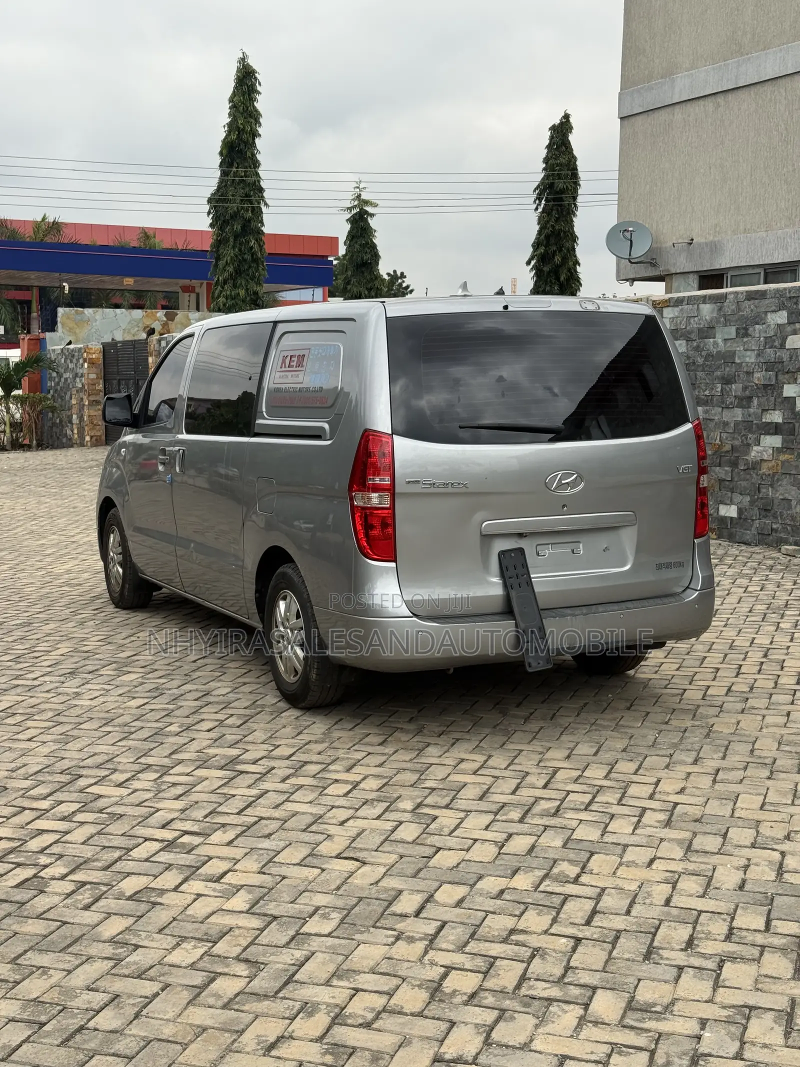 Hyundai H200 2016 Gray