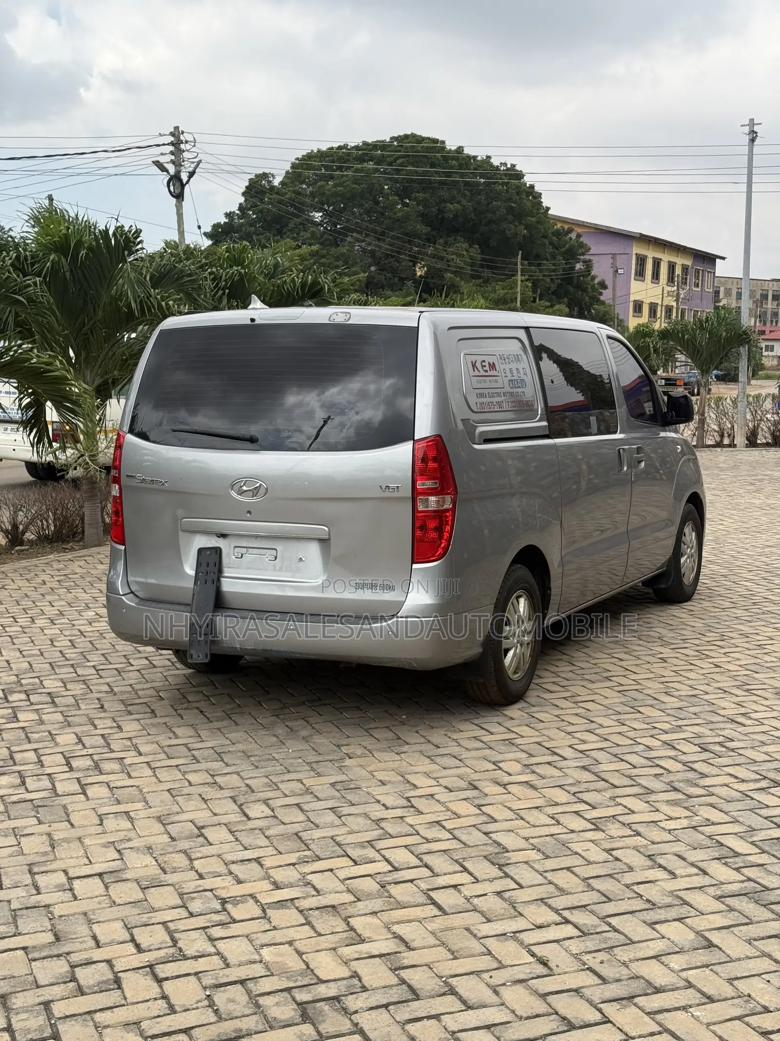 Hyundai H200 2016 Gray