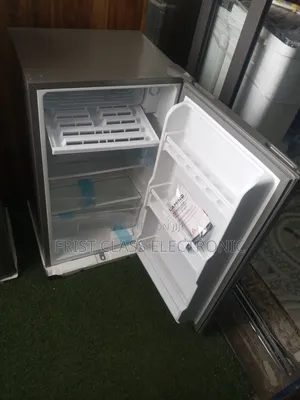 Flamino Refrigerator -Freezes Food Easy