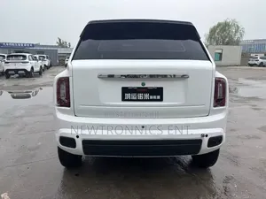Zhexing KLN EV Electric Car 2026 White