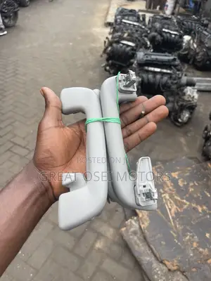 Roof Grab Handle for Corolla ,Yaris , Vitz , Hillux, ,Vibe Camry, Civ