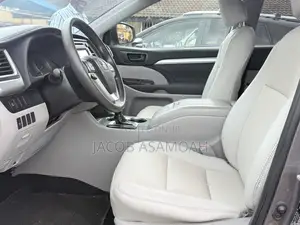 Toyota Highlander 2018 Gray
