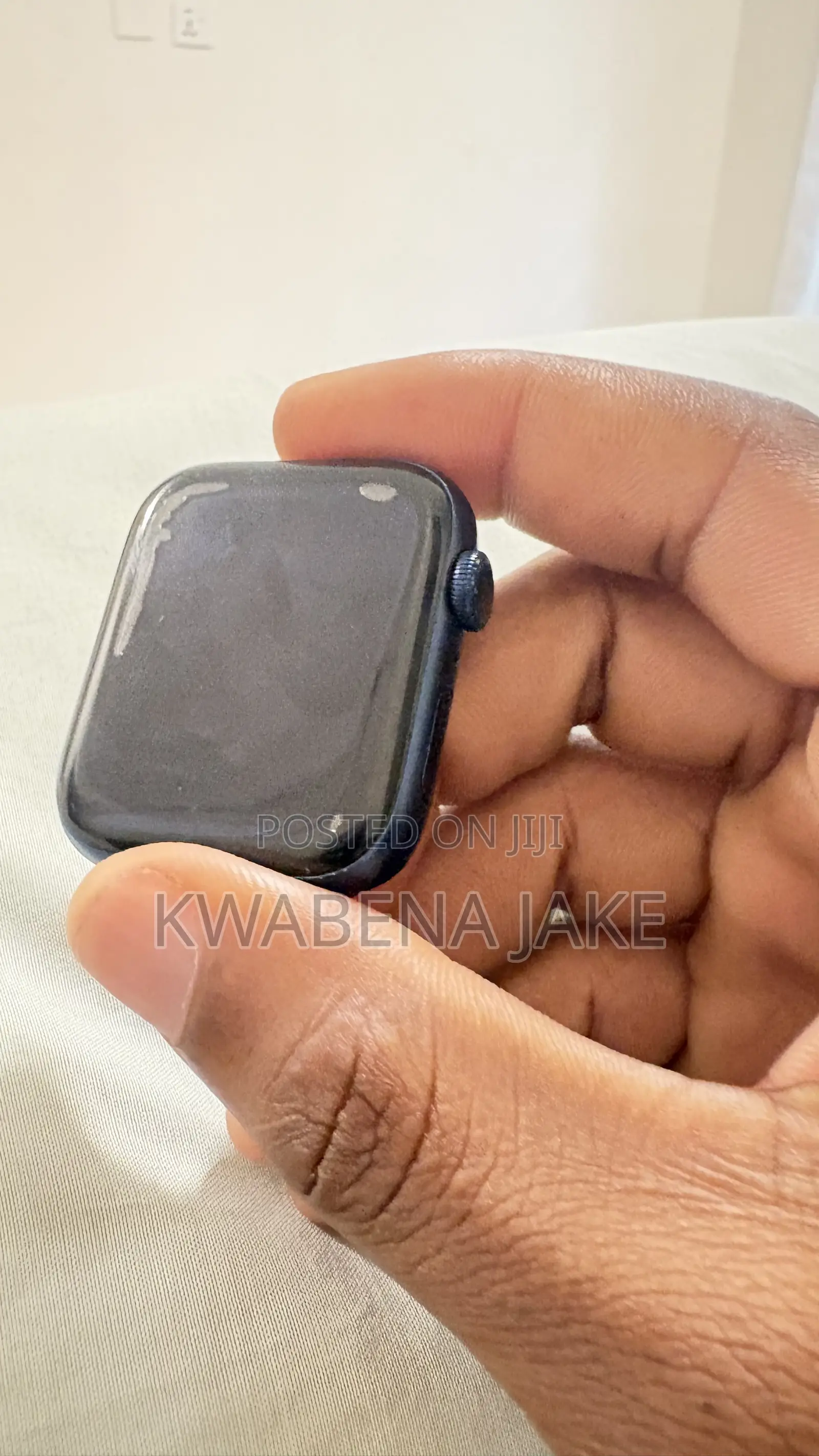 Apple Watche Series 6 and SE