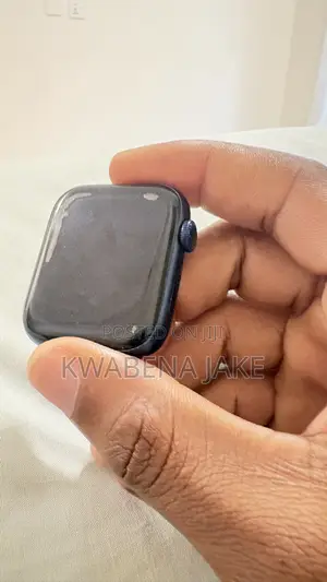 Apple Watche Series 6 and SE