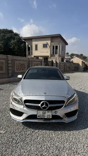Mercedes-Benz C300 2016 Silver