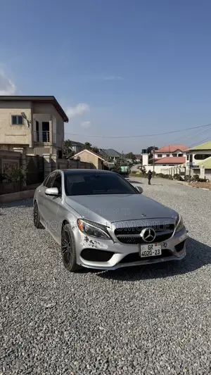 Mercedes-Benz C300 2016 Silver