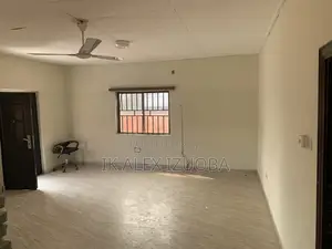 3bdrm House in Little Roses for rent