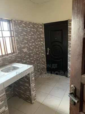 3bdrm House in Little Roses for rent