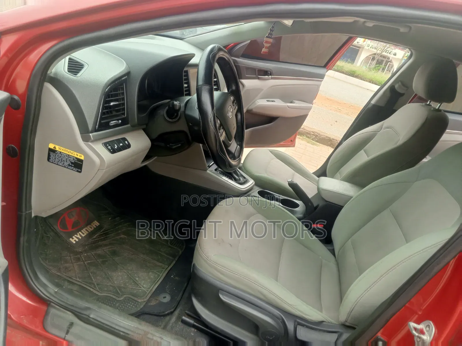 Hyundai Elantra ECO 2018 Red
