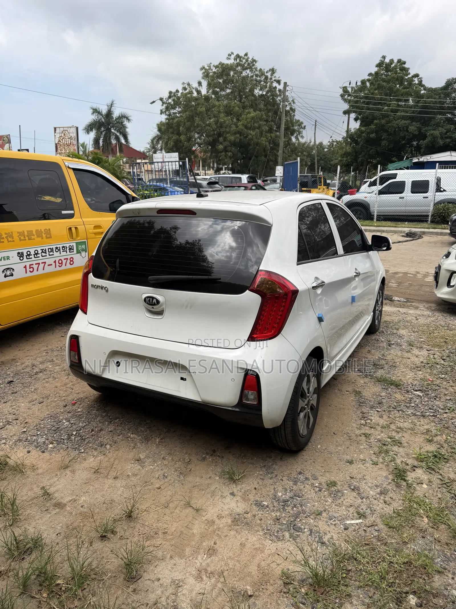 Kia Morning 2017 White