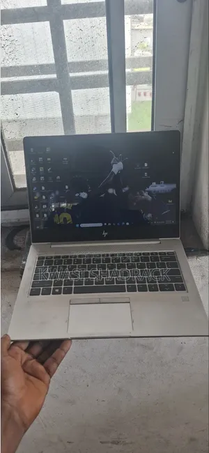 Laptop HP EliteBook 830 G6 8GB Intel Core i5 SSD 256GB