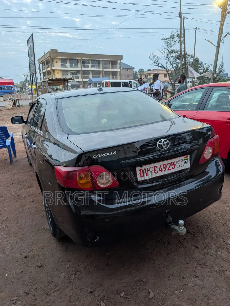 Toyota Corolla LE 4dr Sedan (1.8L 4cyl 4A) 2010 Black
