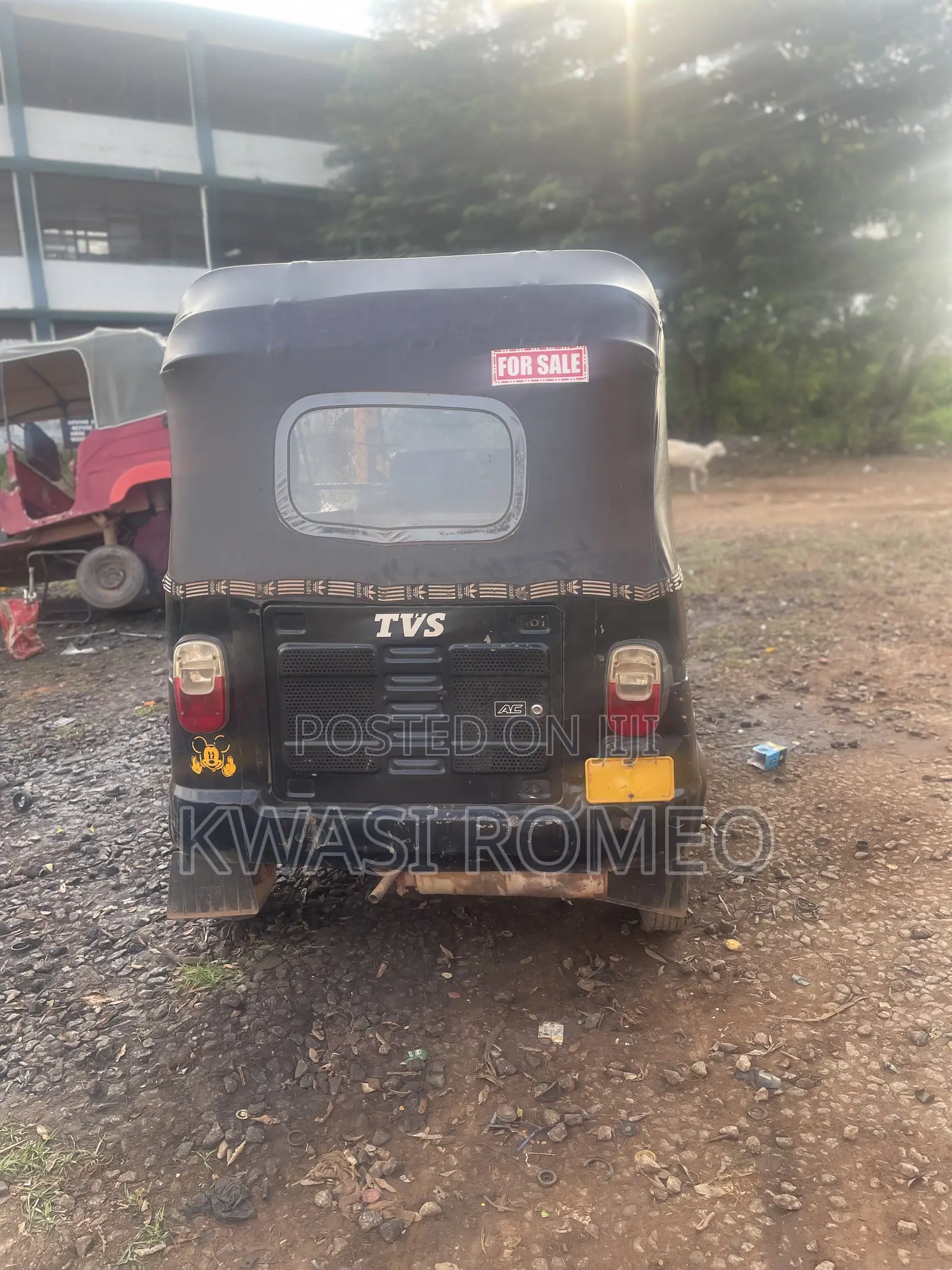 Tricycle 2021 Black