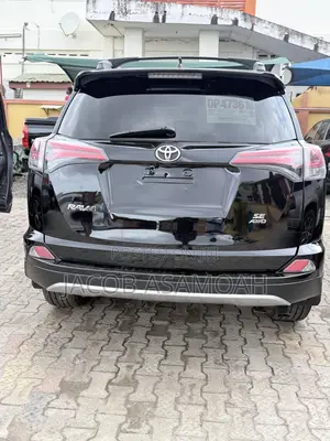 Toyota RAV4 2018 Black