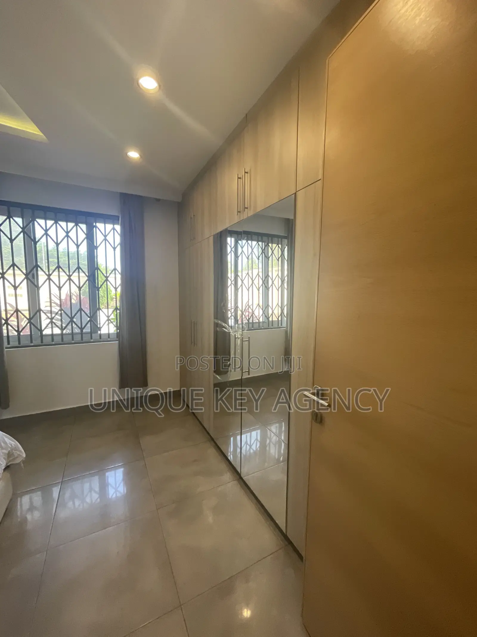 Furnished 1bdrm Apartment in Unique Key Agency, Tesano for rent