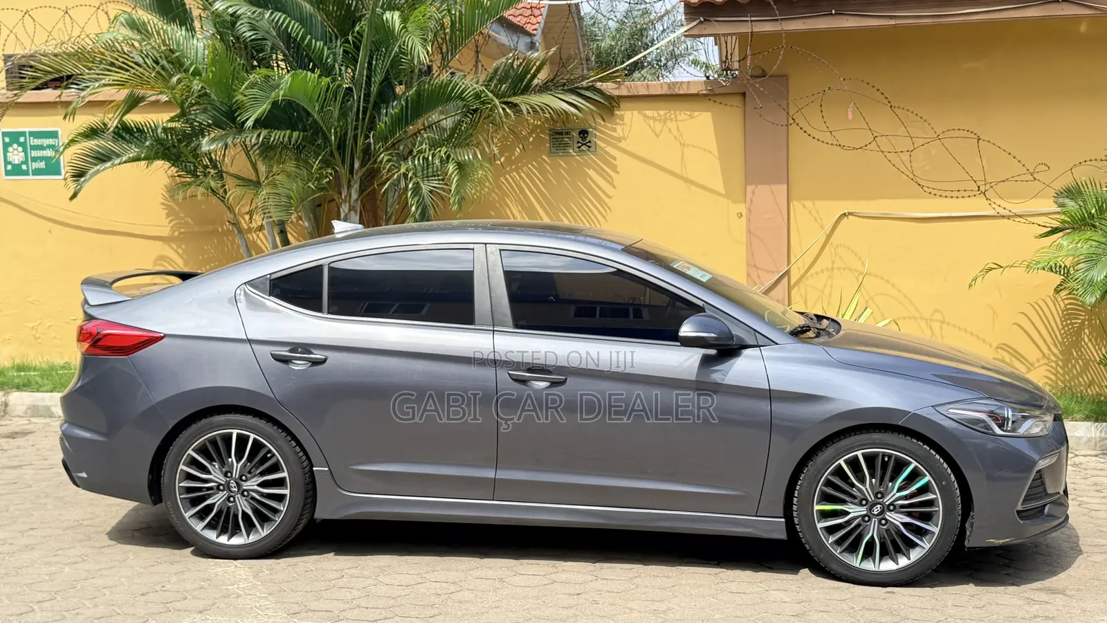 Hyundai Elantra Limited 2018 Black