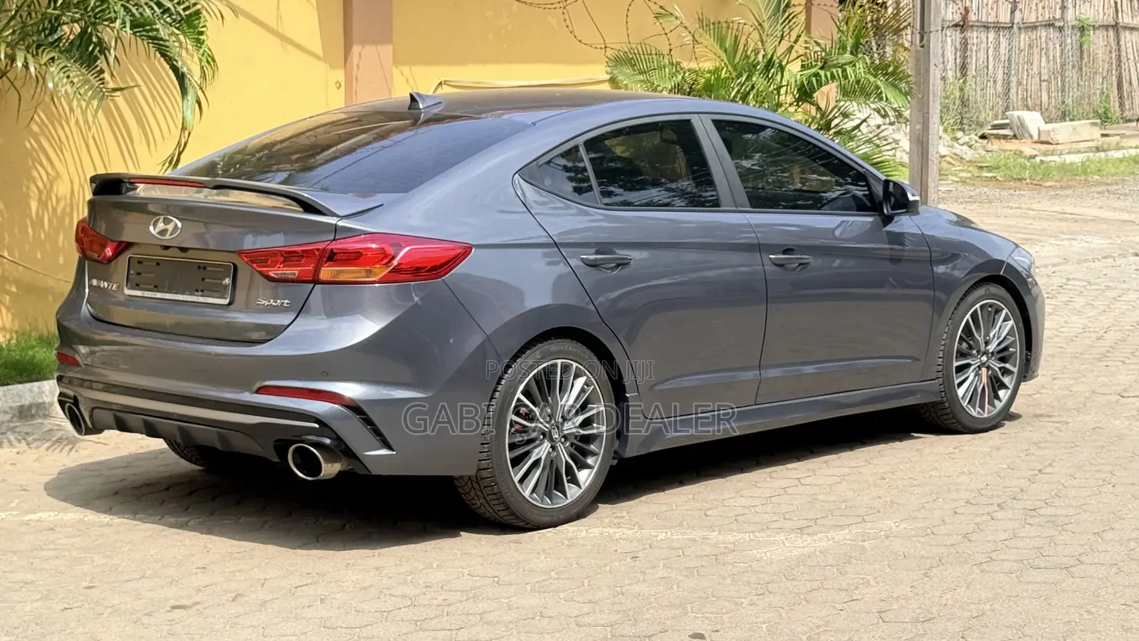 Hyundai Elantra Limited 2018 Black