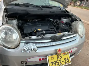 Toyota Sienta 2013 Silver